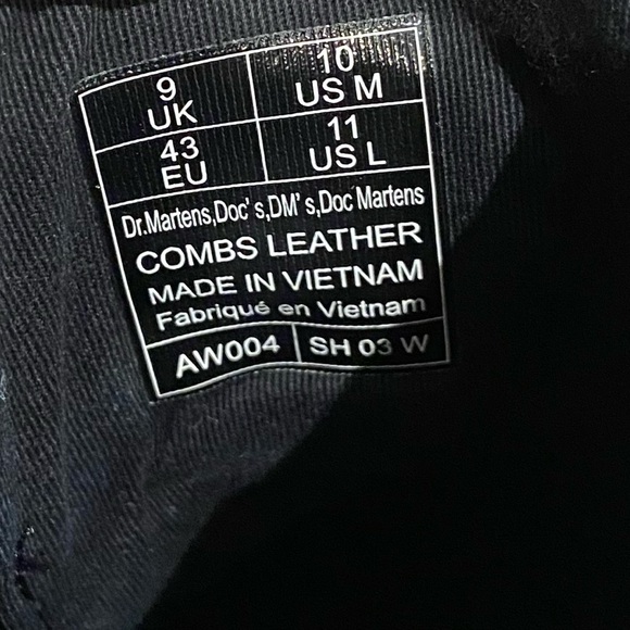 Dr. Martens (Doc Martens) Combs Leather Boots - Black - Sz US Ms 10 Gently Used - Picture 11 of 12